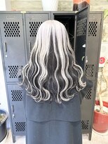 ヲタク(wotaku.)&nbsp;アンブレラカラーホワイトブロンドケアブリーチハイトーン