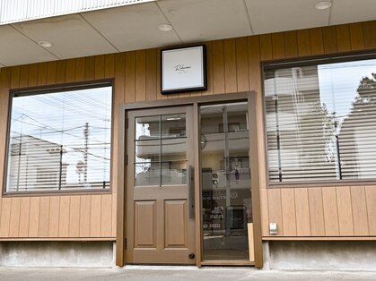 ロビンソン(Robinson)の写真