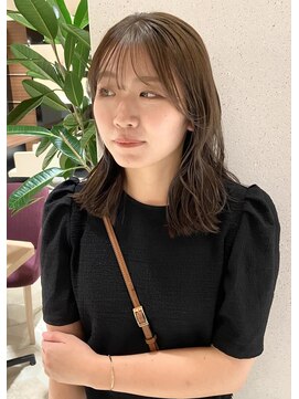 オアシスアヴェダ(OASIS AVEDA) ベージュカラー / くびれヘア/ 梅田美容室