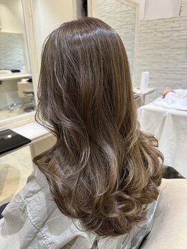 エイミーバイアフロートザガーデン 浦和店(amie by afloat the garden) アッシュベージュで透明感