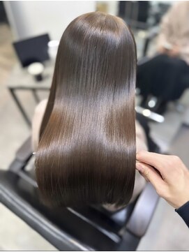 シンカ(shinka) うる艶ストレート＋マロンブラウン