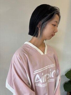 イル(ill) フェイスフレーミング 前髪無し ボブ ホワイト 大須