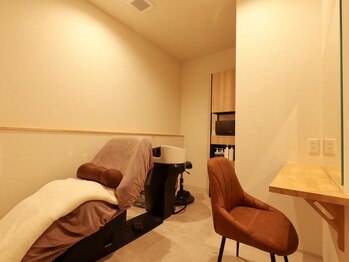 ルポ トウキョウ 浦和店(Lupo Tokyo)の写真/【浦和駅徒歩5分】お手頃価格でも空間や接客、技術に妥協なし◎いつでもキレイな自分をキープ♪
