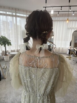 ユニカ 宇都宮(yunica) リボン ヘアアレンジ ツインヘア