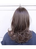 #レイヤー#ミディアムレイヤー#ベージュ#30代#40代