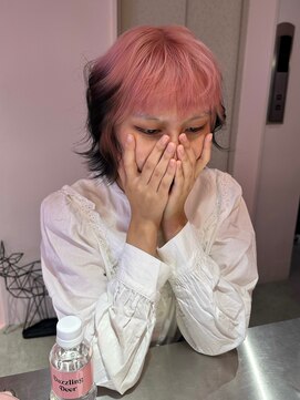 ダズリングディア(Dazzling Deer) ピンク/ルーツカラー/ショート/ルーツカラー/デザインカラー