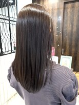 リュンヌ 門前仲町(lune)&nbsp;ロングショートワンカールパーマカーキグレージュ前髪門前仲町