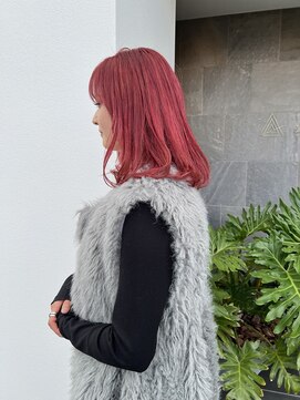 メゾン アヴァロ(Maison Avallo) チェリーレッドのミディアム