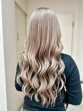 【ペールベージュ/こなれミディ】池袋美容室