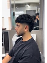 トラスト ザ バーバー 東京駅日本橋店(TRUST the Barber) バーストフェード/ナチュラルパーマ/マレットショート