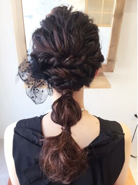 リリィ ヘアデザイン(LiLy hair design) LiLy  おだんごヘアアレンジ