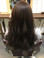 モニカ(Monica)&nbsp;透明感あふれるブルージュヘア