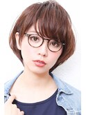 大人かわいいグレージュ小顔ナチュラルショートボブ