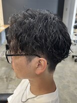 ニアウ 伊勢崎連取店(Niau)&nbsp;メンズマッシュパーマツイストスパイラルパーマ波巻きパーマ