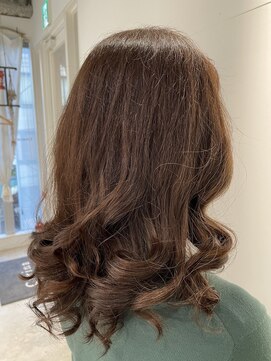 カリーナヘア(Carina Hair) クリスタルカラー