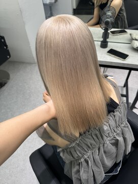 ペレ 渋谷(PELE) デザインカラー/レイヤーカット/ウェットヘア/オリーブベージュ