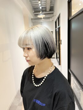 いろあそび 八王子 ホワイト×ブラック