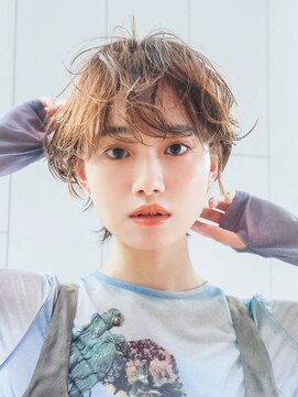 シオン(shion) オリーブカラーくすみベージュ秋色透明感カラー_9446