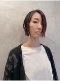 軽さと重さの絶妙きりっぱなしボブ