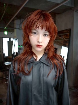 ギークス(GEEKS) 【GEEKS渋谷】ミディアムレイヤー/ウルフ/20代30代/ワンブリーチ