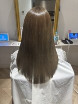 ジル 亀有(ZiL) イルミナカラー オリーブグレージュ