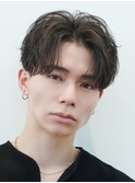 原宿メンズパーマフェザーパーマセンターパートガイルヘア20代