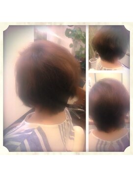 ベルナ(BELUNA) お手入れも簡単♪魅せ髪ショートボブ☆