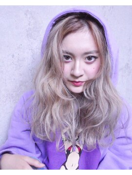 ローグ(LOGUE) 【LOGUE】外国人風シュプリートガール