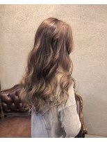 ブリッル(BRIL)&nbsp;フォギーベージュバレイヤージュ