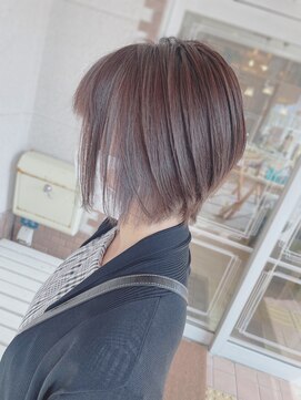 ベルバイヘアスイッチ(by hairswitch) ショートボブ×インナーカラー