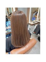 オレロ 国立(olelo)&nbsp;暗めカラー/グランマッシュ/デザインカラー/フェザーパーマ/国立