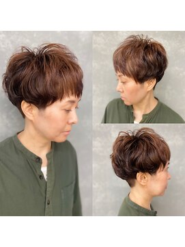 トゥージュ ベル(Toujours Belle) 刈り上げマッシュニュアンスパーマ×アンブレラカラー