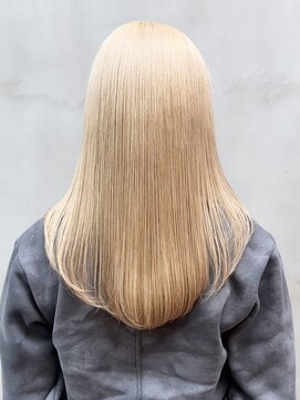 アルバム 池袋(ALBUM) ロングおくれ毛顔周りレイヤー美髪_ba546183