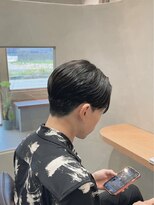 ペブル(pebble)&nbsp;センターパート/韓国ヘア/刈り上げ/大久保/明石