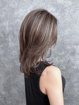 アンバール(amberl) 白髪ぼかしハイライト