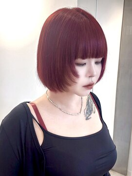 ユーフォリア 新宿通り(Euphoria) 顔周りレイヤー/レイヤーボブ/ハッシュボブ/ワインレッド