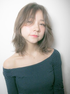 リリアン 表参道(relian) 透け感あふれるマットグレー