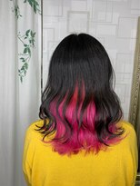 リトル(Re:tle)&nbsp;【河野有希】春色ビビッドピンクのインナーカラー