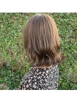 ヘアーショップ オズ(hair shop oz)&nbsp;ベージュ