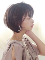 アンダートゥリー(_TREE)&nbsp;大人レイヤーボブ「ノーブレス×抜け感」