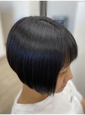 刈り上げ前下がりショートボブ