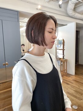 シロ(siro) 大人ぱっつんボブ