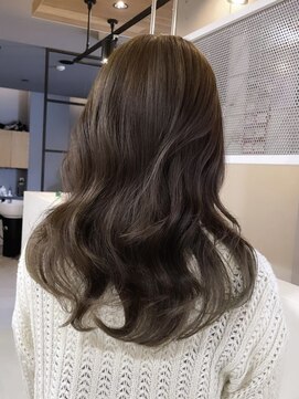 ライリー(riley) 透け感オリーブベージュ