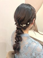 ミラ(Mila)&nbsp;セミロング編み下ろし★ちょいふわ大人ヘア