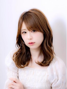 フラッフィー(Fluffy)の写真/【高浜市/大人女性必見】厳選されたカラー剤で透明感と艶のある上品な大人髪へ。毎日をおしゃれに☆