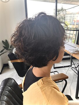 イッヒ 茅ヶ崎(IHHI) ウェーブパーマ［茅ヶ崎美容院/カウンセリング/インナーカラー］