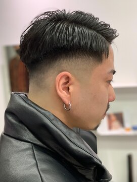 エルマーク 天王寺(L-MARK) スキンフェード短髪バーバーアップバングツーブロック