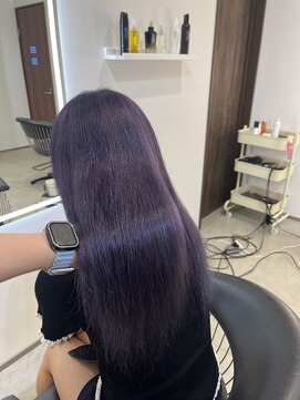 クオン 伊勢崎(QUON.) 暗めラベンダーカラー