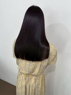 イオエ 元町(ioe) 前髪/暗髪カラー/艶カラー/小顔カット/髪質改善/縮毛矯正/黒髪