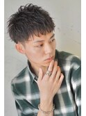 刈り上げツーブロック束感王道ショートパーマメンズヘア